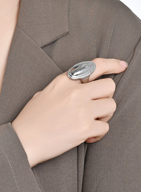 时尚钛钢戒指 欧美简约椭圆大光面钛钢戒指食指戒 钛钢戒指指环