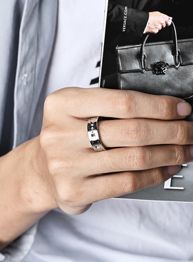 时尚钛钢戒指 欧美7mm宽激光切割漏空镶钻钛钢戒指指环