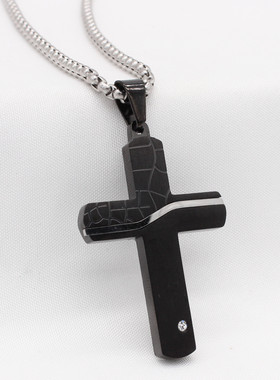 时尚钛钢项链 欧美个性复古十字架 点钻十字架男士钛钢项链