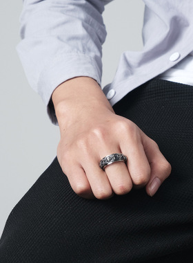 时尚钛钢戒指骷髅头十字架钛钢旋转戒指解压缓解焦虑钛钢戒指指环