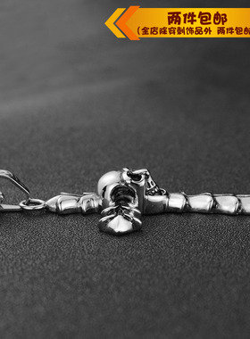 钛钢哥特风骷颅头十字架项链吊坠