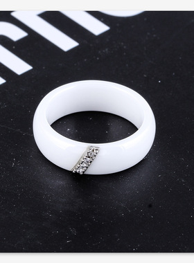 时尚钛钢戒指 简约6MM斜边陶瓷戒指钛钢镶钻戒指情侣戒指指环