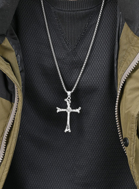 时尚钛钢项链 钛钢简约骨头十字架项链 中性风男女穿搭钛钢项链