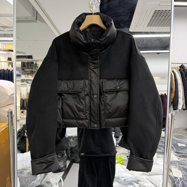 European Station 2025 Autumn and Winter New Fashion Women's Short Style 90 White Duck Down Jacket Wool Splicing Stand Collar