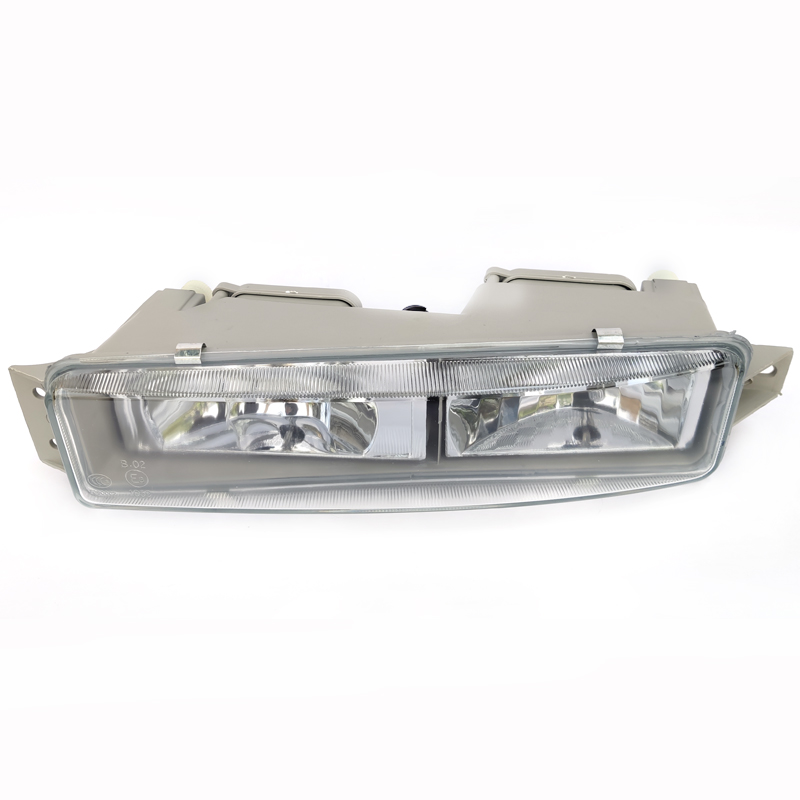 适用中国一汽解放J6雾灯总成小J6L J6M JH6自卸车前雾灯保险杠灯 - 图1