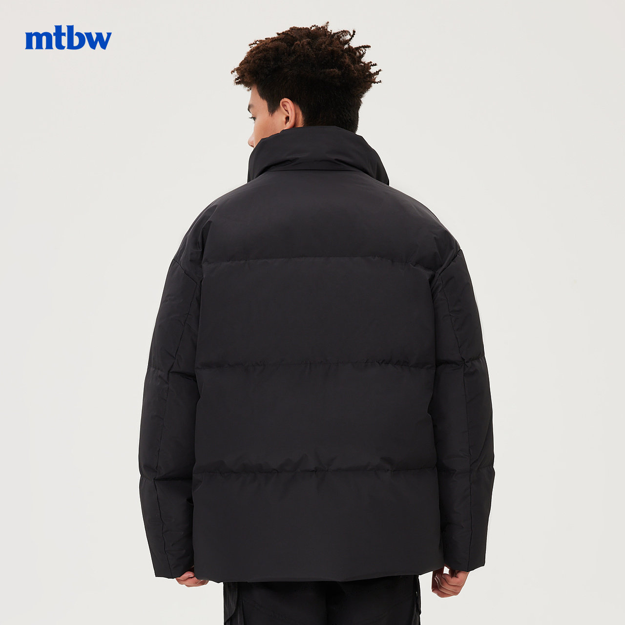  美特斯邦威网店羽绒服