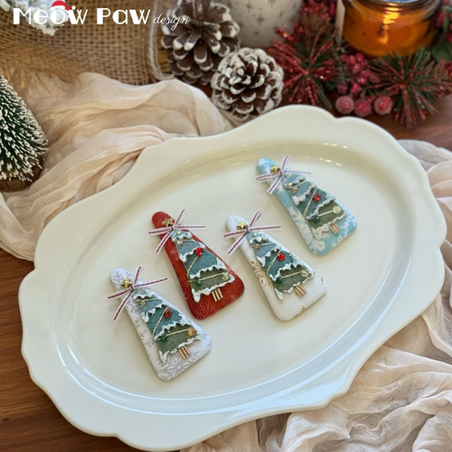 Meow Paw原创2025圣诞节发饰雪后圣诞树姜饼人手作发夹超美过节 - 图0