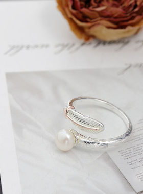 优雅羽毛925纯银戒指镶天然珍珠