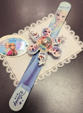 冰雪公主儿童旋转发光手环女童玩具亮片闪光手镯爱莎啪啪圈首饰女