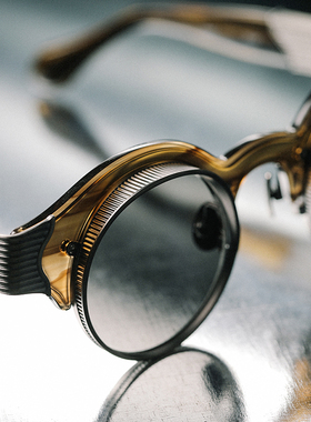 MATSUDA圆形超前设计墨镜