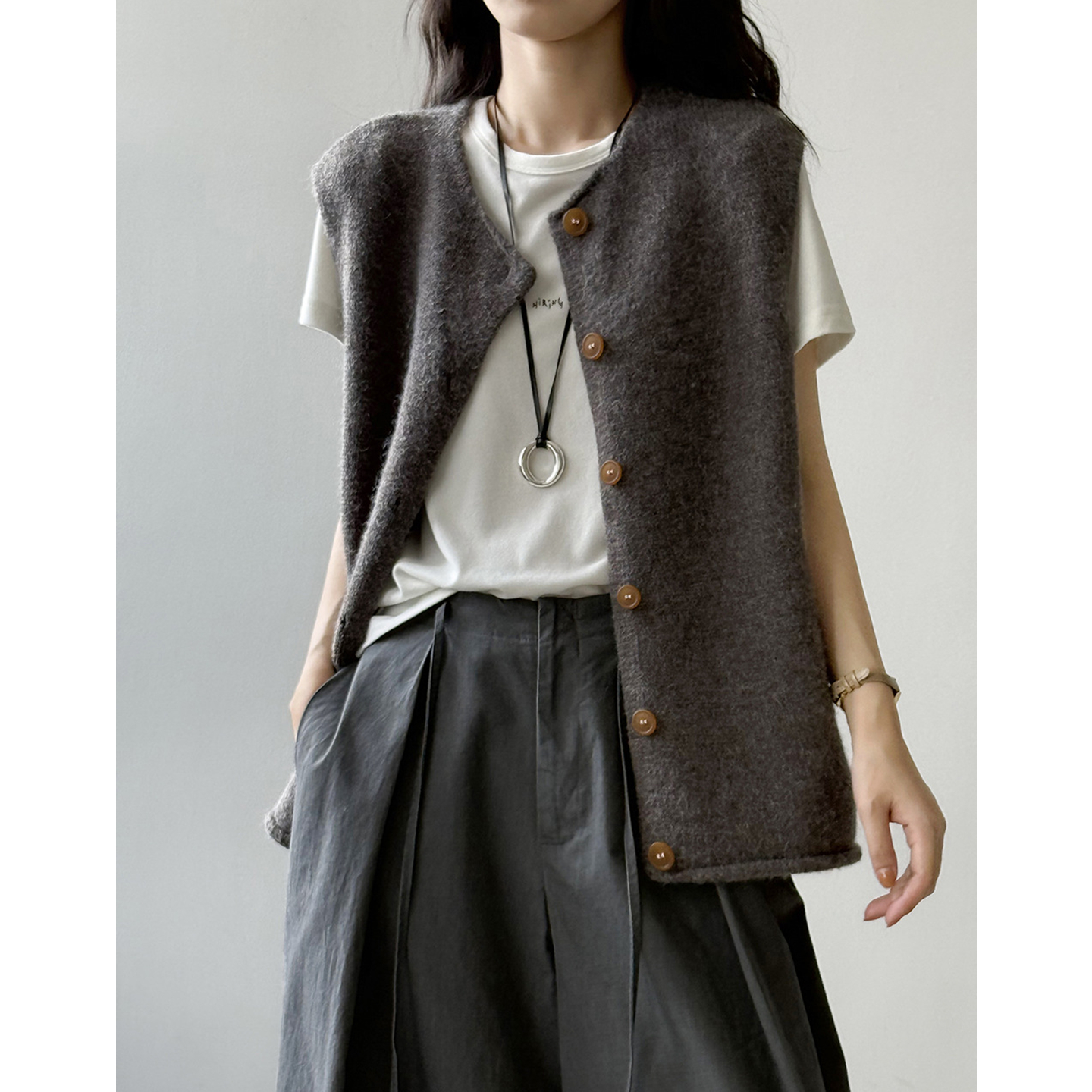 宽松慵懒风针织减龄马甲外套女2025秋季新款叠穿毛衣开衫背心马夹 - 图2