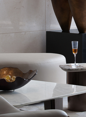 黑金样板间装饰果盘树脂