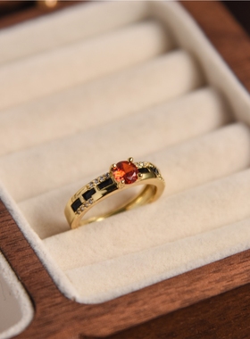 孤飞一片雪，百里见秋毫。戒指 宝石 人造莱茵石指环女新中式指甲