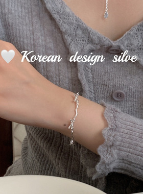 2o24新款韩国ins风银饰品 S925纯银波光蝴蝶结手链叠戴百搭高级女