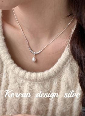 韩版2025新款爆款 s925纯银简约弯月亮珍珠项链 女锁骨链轻奢小众