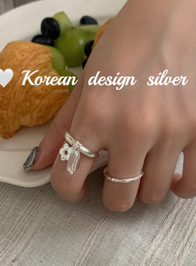 2024年日韩设计银饰品S925纯银透明水晶光面小花戒指女叠戴气质款