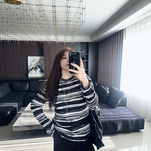 大码女装2025年胖mm秋冬装新款条纹打底衫T恤内搭上衣 - 图2