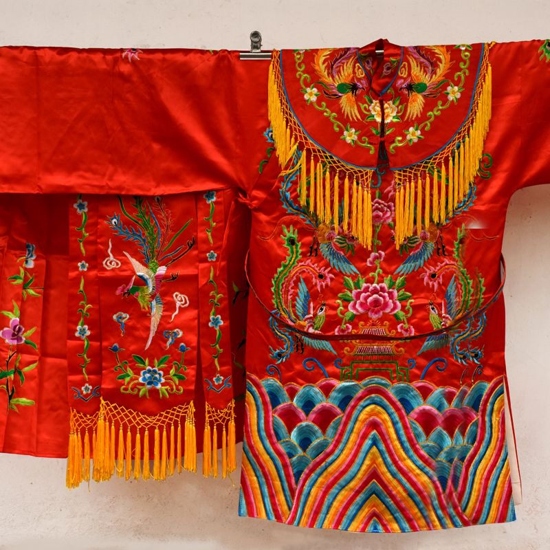 菩萨佛像凤袍披风娘娘服四凤服装刺绣寺庙还愿佛堂绣品娘娘袍红色 - 图2