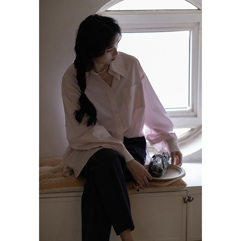 氛围的神！日本小众设计宽松休闲防晒法式条纹翻领灯笼袖白衬衫