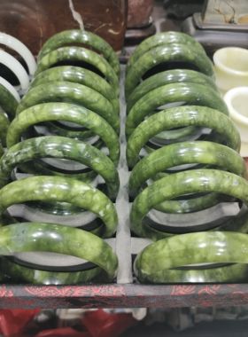 南玉手镯 玉女款玉石镯子厂家直销扁条手镯玉手镯女真货