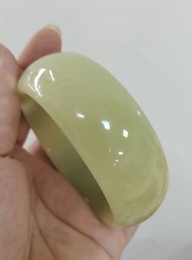 加宽青白玉手镯女款真玉手镯新疆和田外蒙加宽轮胎玉镯子58—62