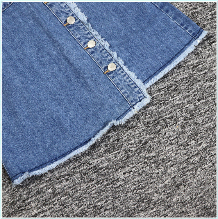 2021秋冬叉H系列 衣佳人折扣女装 不修边装饰 纽扣潮搭牛仔短裙