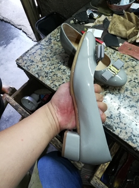 网上修鞋店打贴粘前后鞋掌防滑贴真皮固特异鞋底修复保护贴补后跟