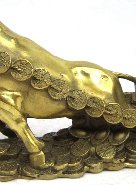 牛拉元宝纯铜质金斗爬犁摆件