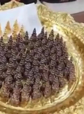 泰国佛牌九面富贵佛纯金龙婆通丹