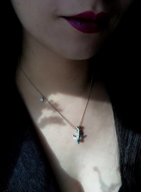 造物星球一一海蓝时见女项链鲸鱼