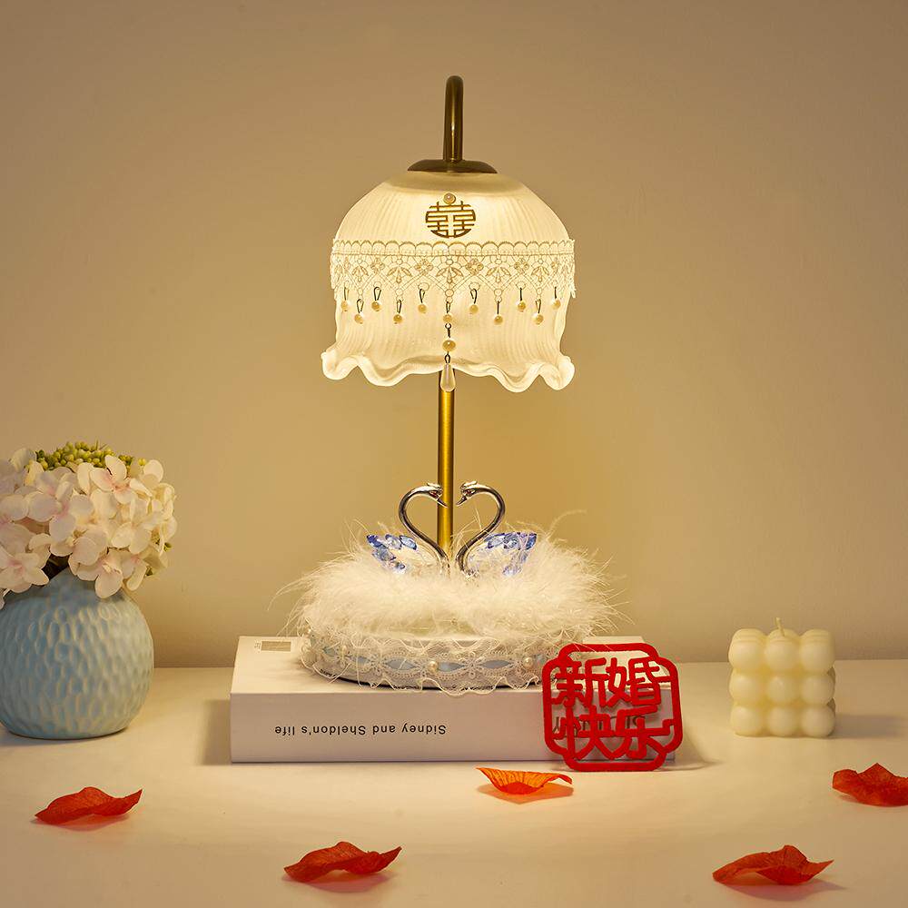 结婚台灯送新人闺蜜礼物高档礼品新娘新婚陪嫁卧室床头长明灯新款
