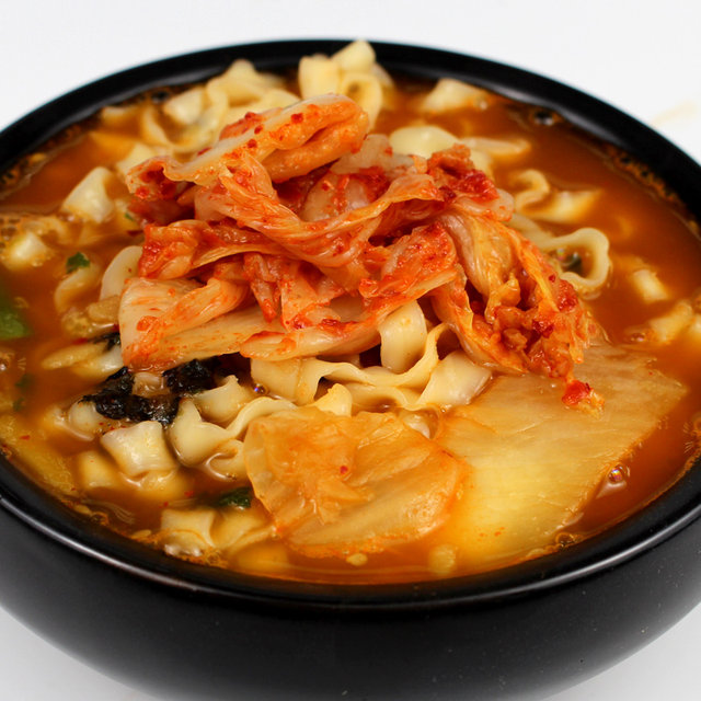 Korean imported Nongshim Korean chili sauce soup noodles