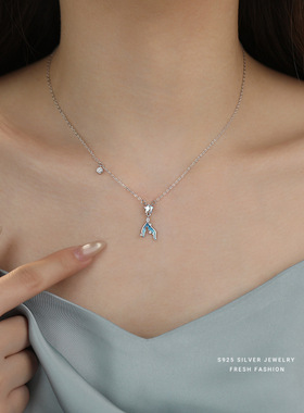 S925纯银炫彩月光鱼尾吊坠项链女时尚小众设计感超仙星星锁骨链