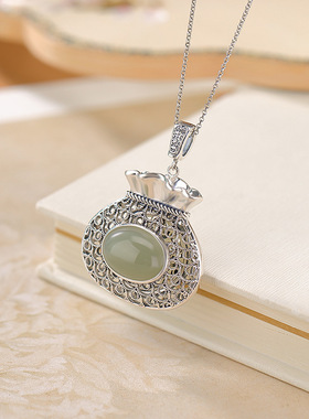 通体S925纯银和田玉晴水玉血珀新中式珐琅锦鲤莲花福袋吊坠挂坠