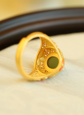 S925银镶嵌天然和田碧玉蛋面镂空叶子高级送长辈高档礼盒开口戒指