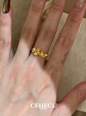 拉丝金桂花粉钻底托戒指女千金感