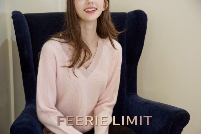 FEERIE LIMIT  高端羊绒织品 100%山羊绒中长款毛衣 肉粉 浅灰