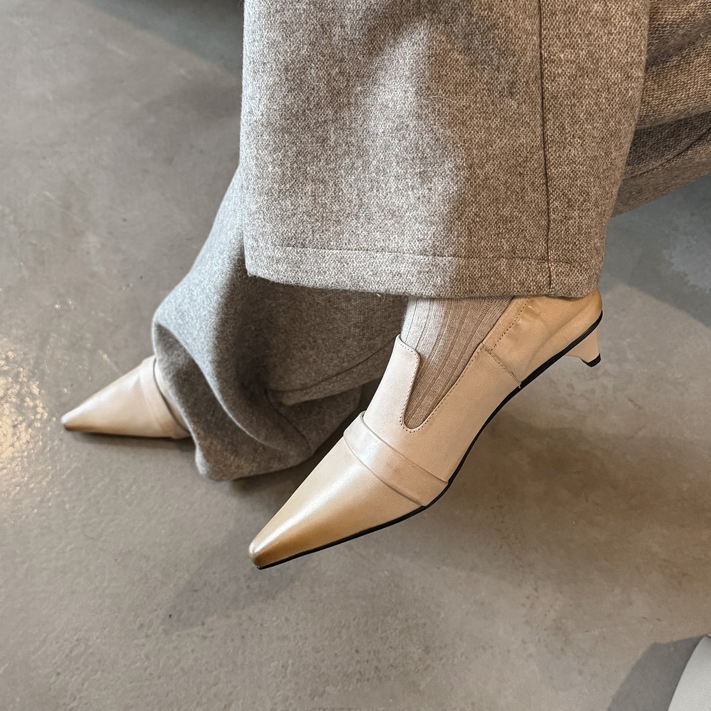 优雅时髦 Elegant头层牛皮真皮尖头深口单鞋女中跟通勤时尚女鞋子,淘宝优惠券,粉丝福利购,淘宝优惠卷