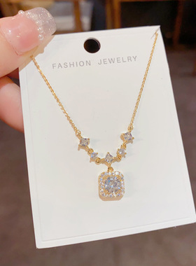 锆石方钻项链女轻奢小众感精致锁骨链气质百搭时尚网红配饰