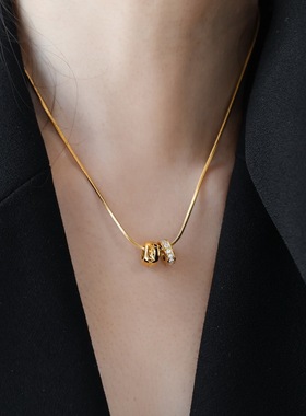 金色双环轻奢微镶锁骨链