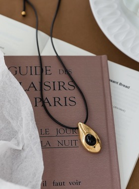 不掉色！高级感轻奢黑玛瑙水滴黑皮绳抽拉长款项链女毛衣链秋冬