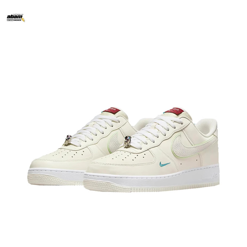 Nike耐克男子Air Force 1米白龙年限定AF1空军一号板鞋FZ5052-131 - 图0