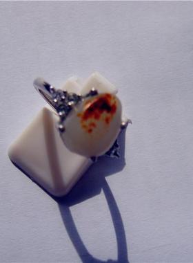 红皮白肉戒指包银新疆和田玉籽料