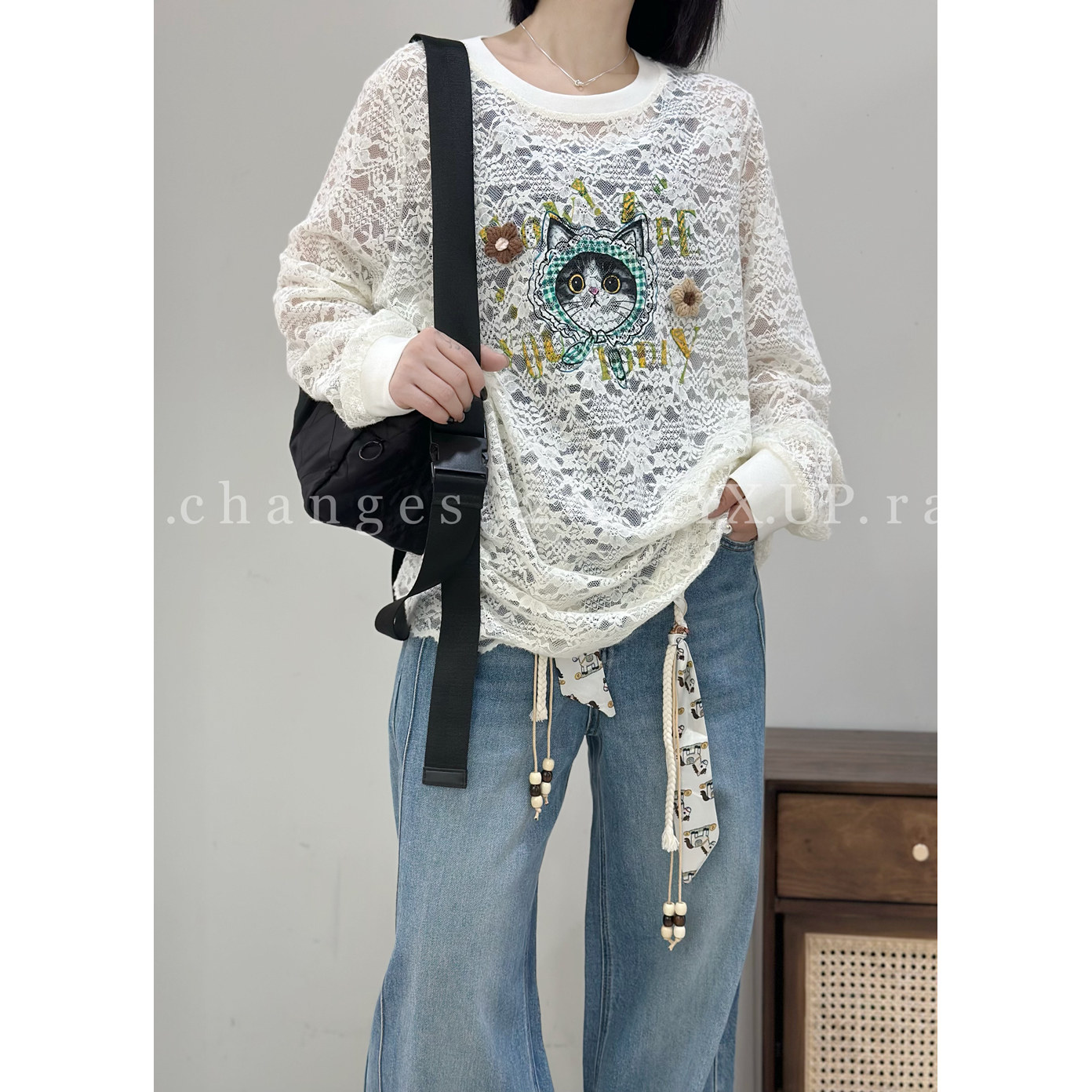 UP3255春加大码蕾丝衫女 200斤胖妹mm甜美风长袖镂空中长款打底衫,淘宝优惠券,粉丝福利购,淘宝优惠卷