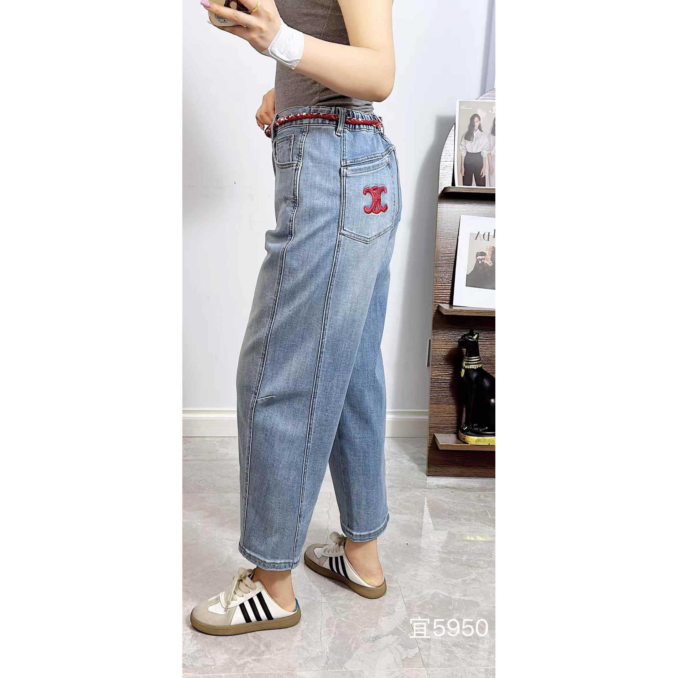 宜语析5950春加大码牛仔裤女 210斤胖妹mm松紧中高腰九分老爹裤子,淘宝优惠券,粉丝福利购,淘宝优惠卷