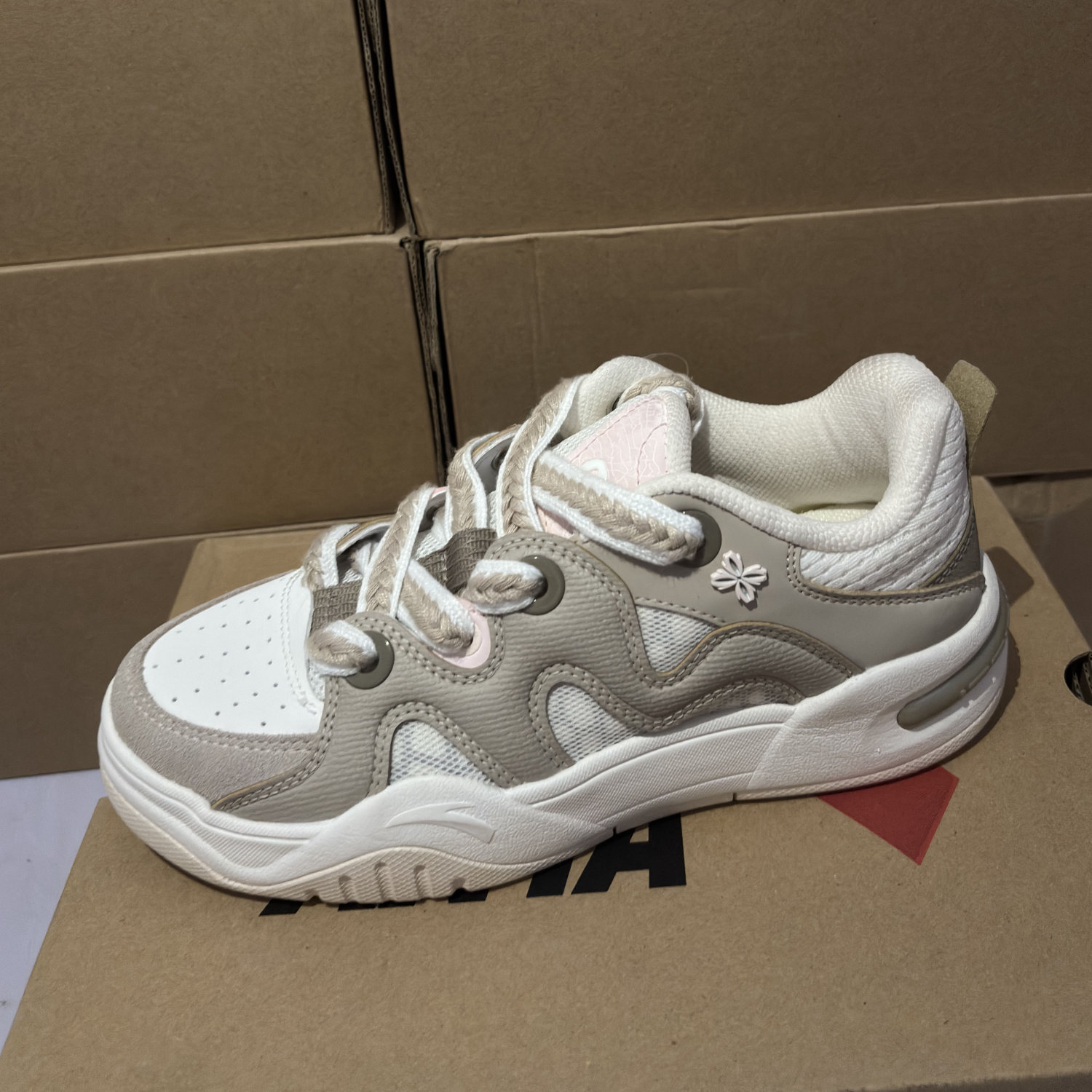 ANTA genuine winter non-slip shock-absorbing cream bag women's sneakers