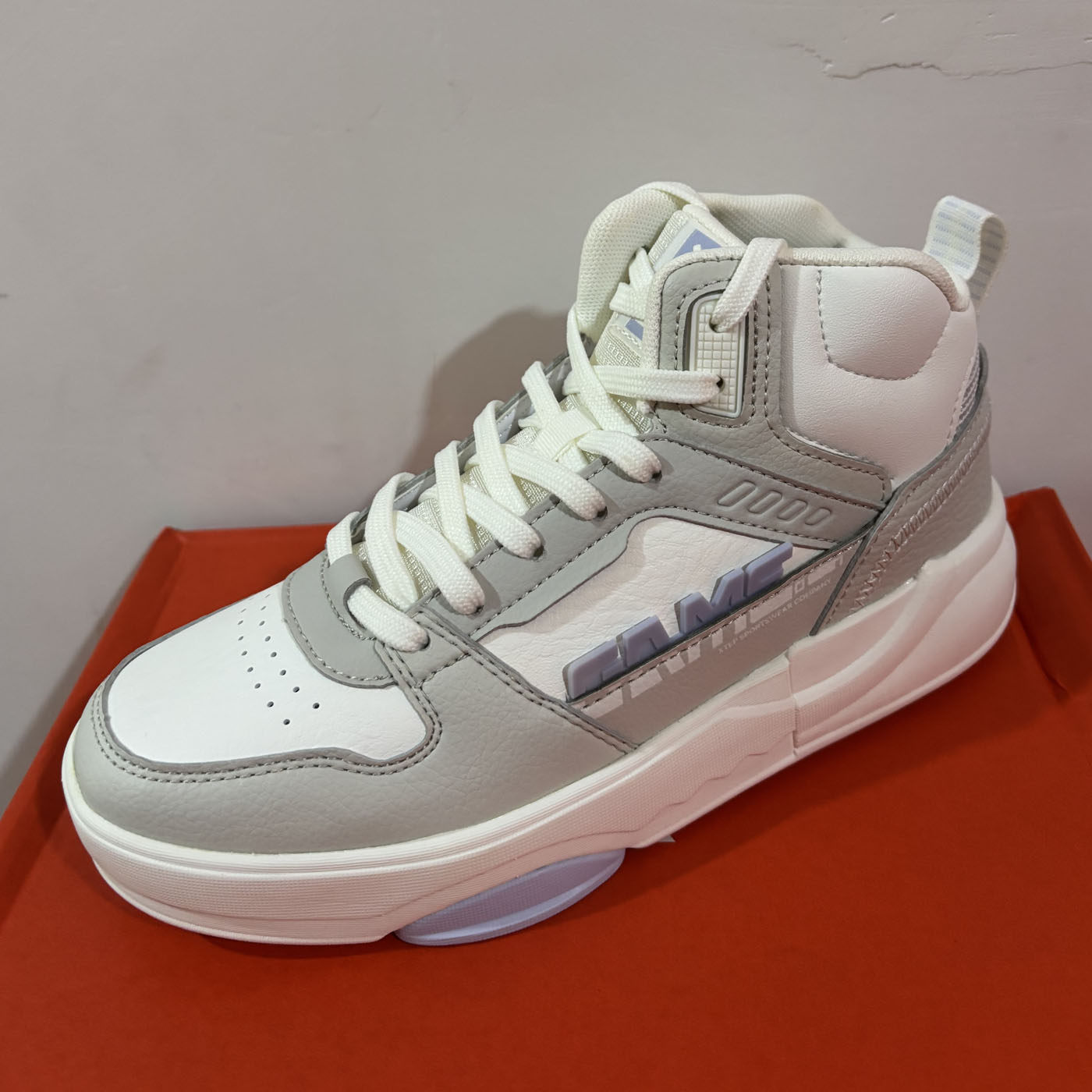 特步正品春秋休闲高帮学生百搭情侣小白鞋女运动板鞋978318310018,淘宝优惠券,粉丝福利购,淘宝优惠卷