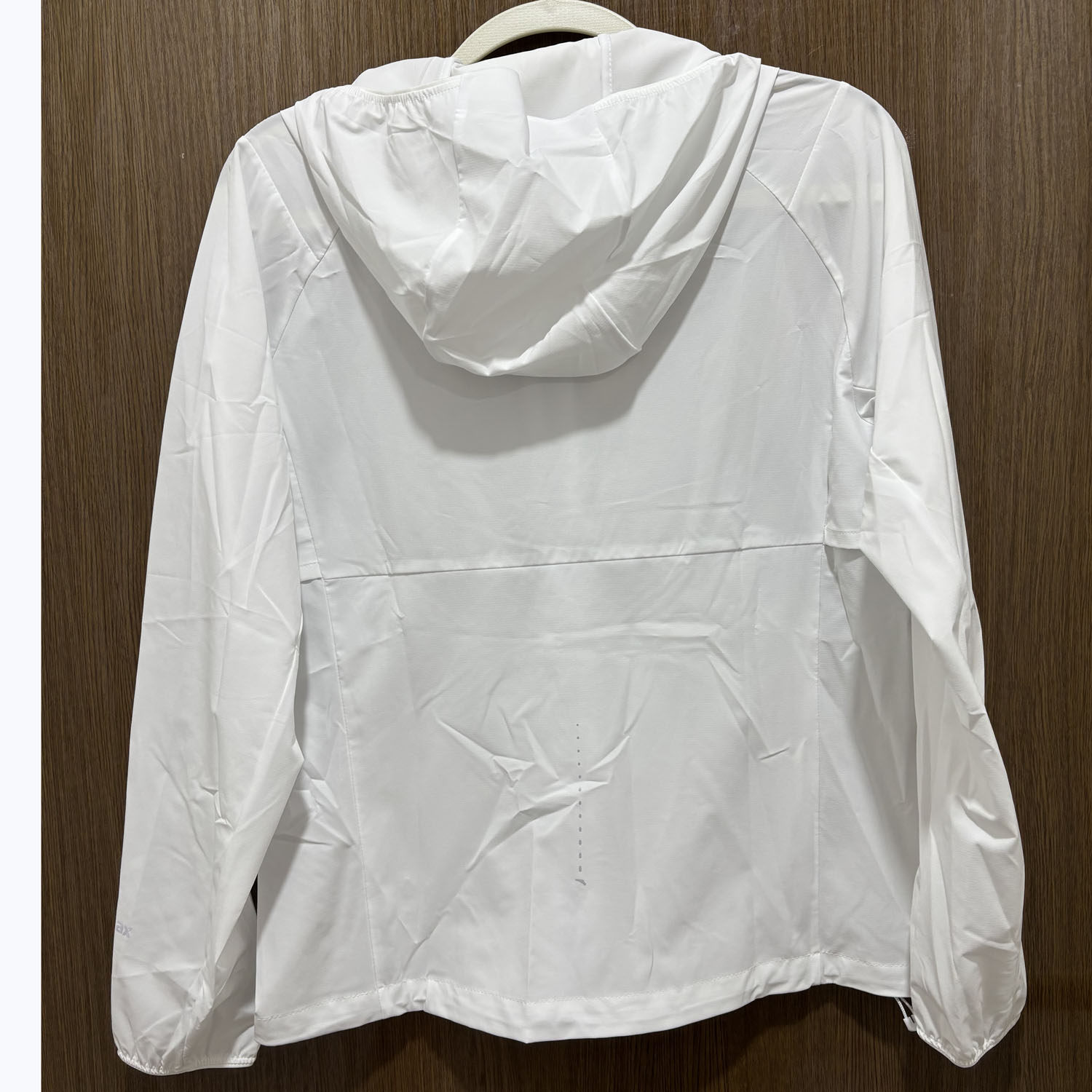 安踏正品夏季休闲梭织连帽速干透气青年女运动外套上衣162435601,淘宝优惠券,粉丝福利购,淘宝优惠卷