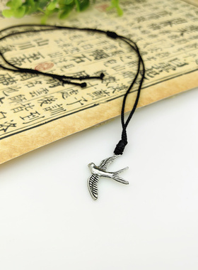 云之宫子虞书欣羽燕子红黑绳项链