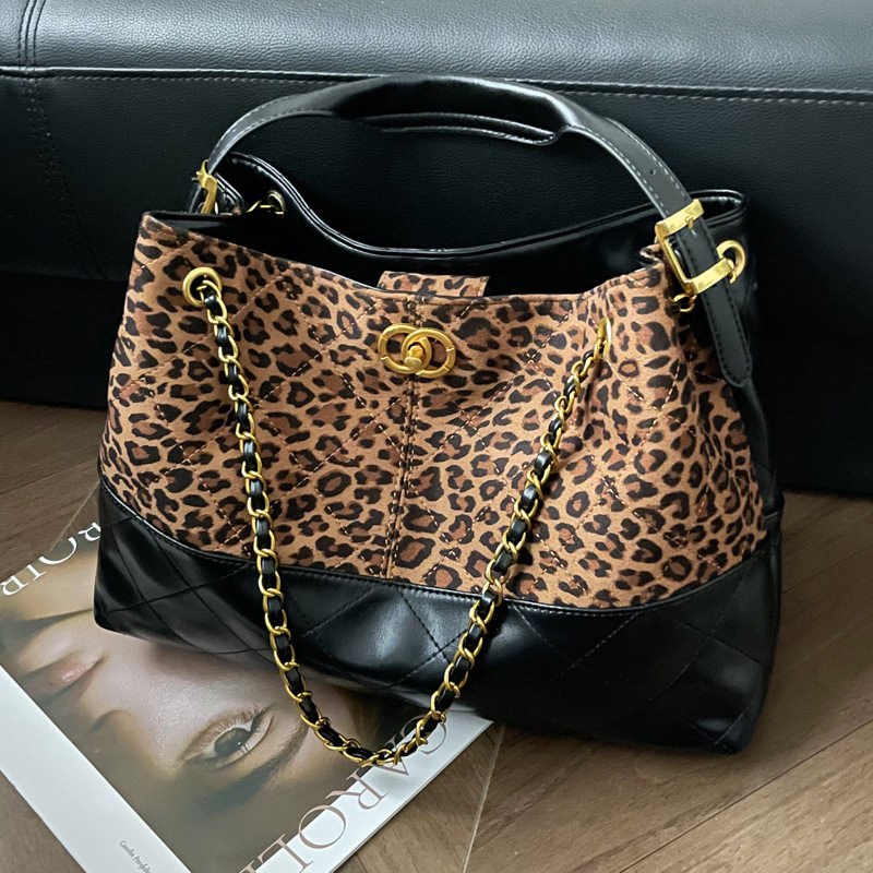 百搭时尚豹纹小众菱格链条水桶包 2025女气质爆款休闲手提斜挎包N,淘宝优惠券,粉丝福利购,淘宝优惠卷